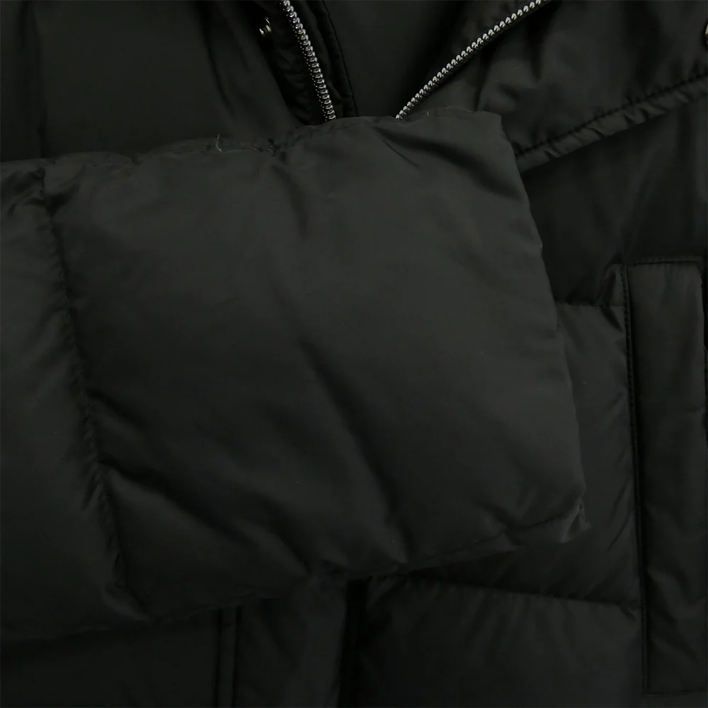 Herno ヘルノ PI001140U-12004Z-9389 N-3B ナイロン ショート丈 フーデッド ダウンジャケット ブラック系 46【中古】 - Image 4