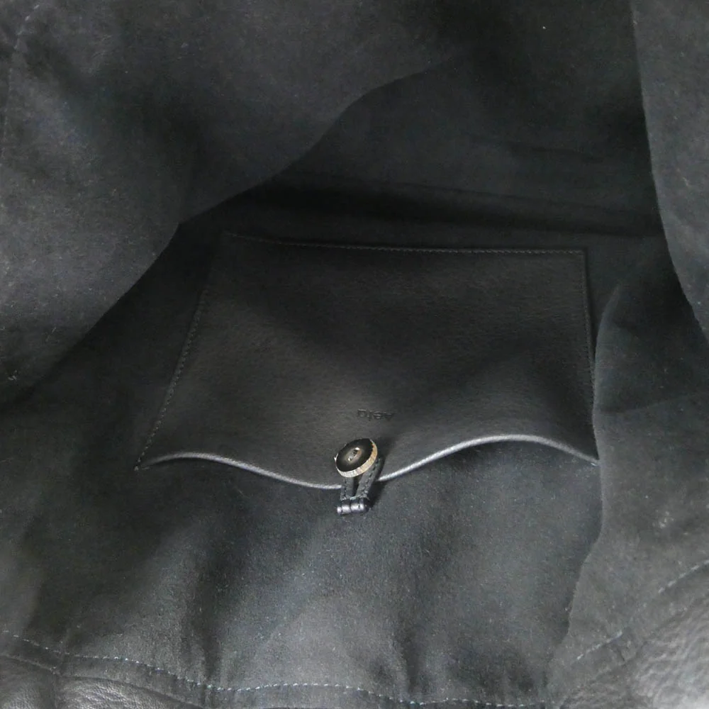アエタ DRAW STRING ONE SHOULDER レザー ショルダーバッグ ブラック系【中古】 - Image 5