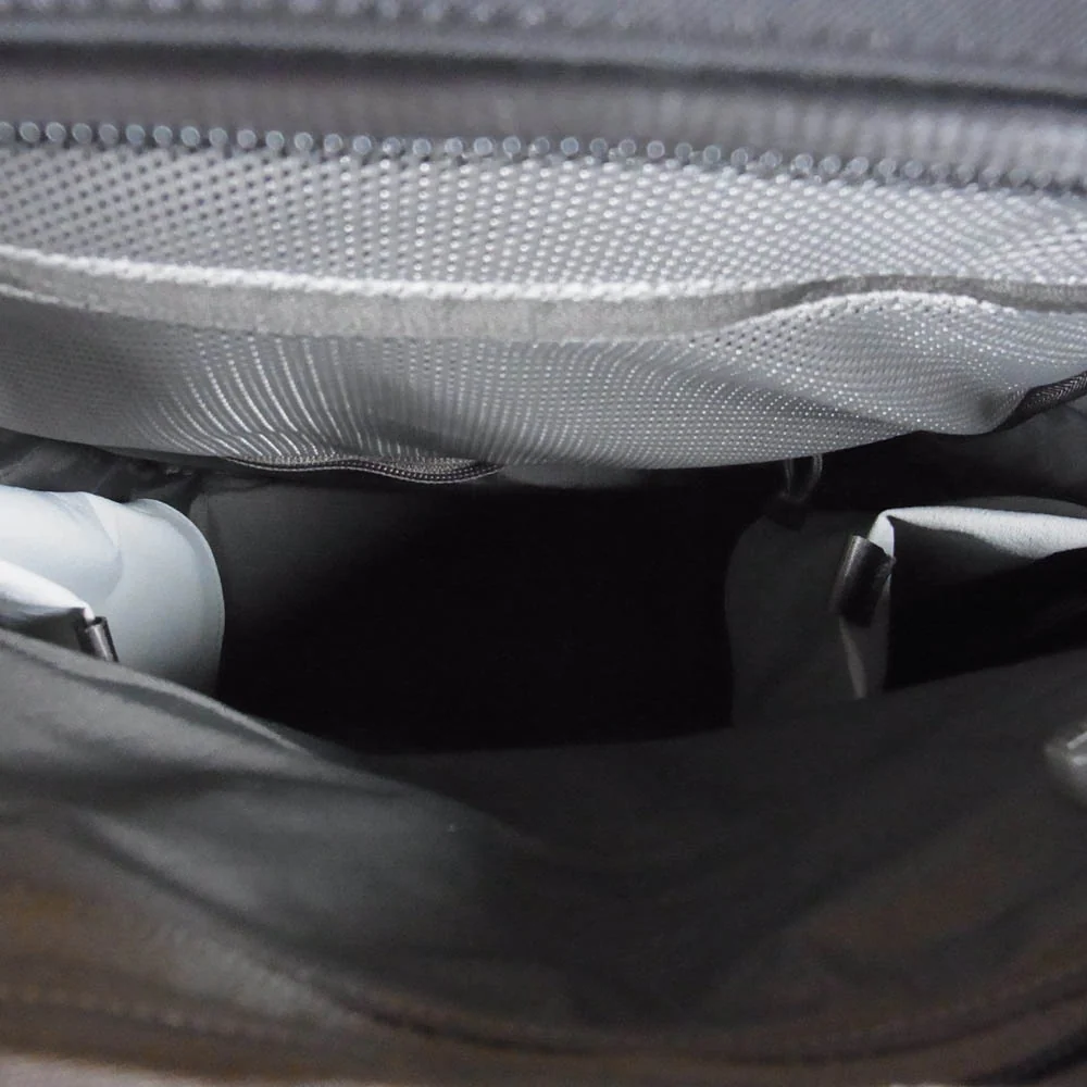 イエティ CROSSROADS 27L リュック バックパック バッグ ブラック系【中古】 - Image 5